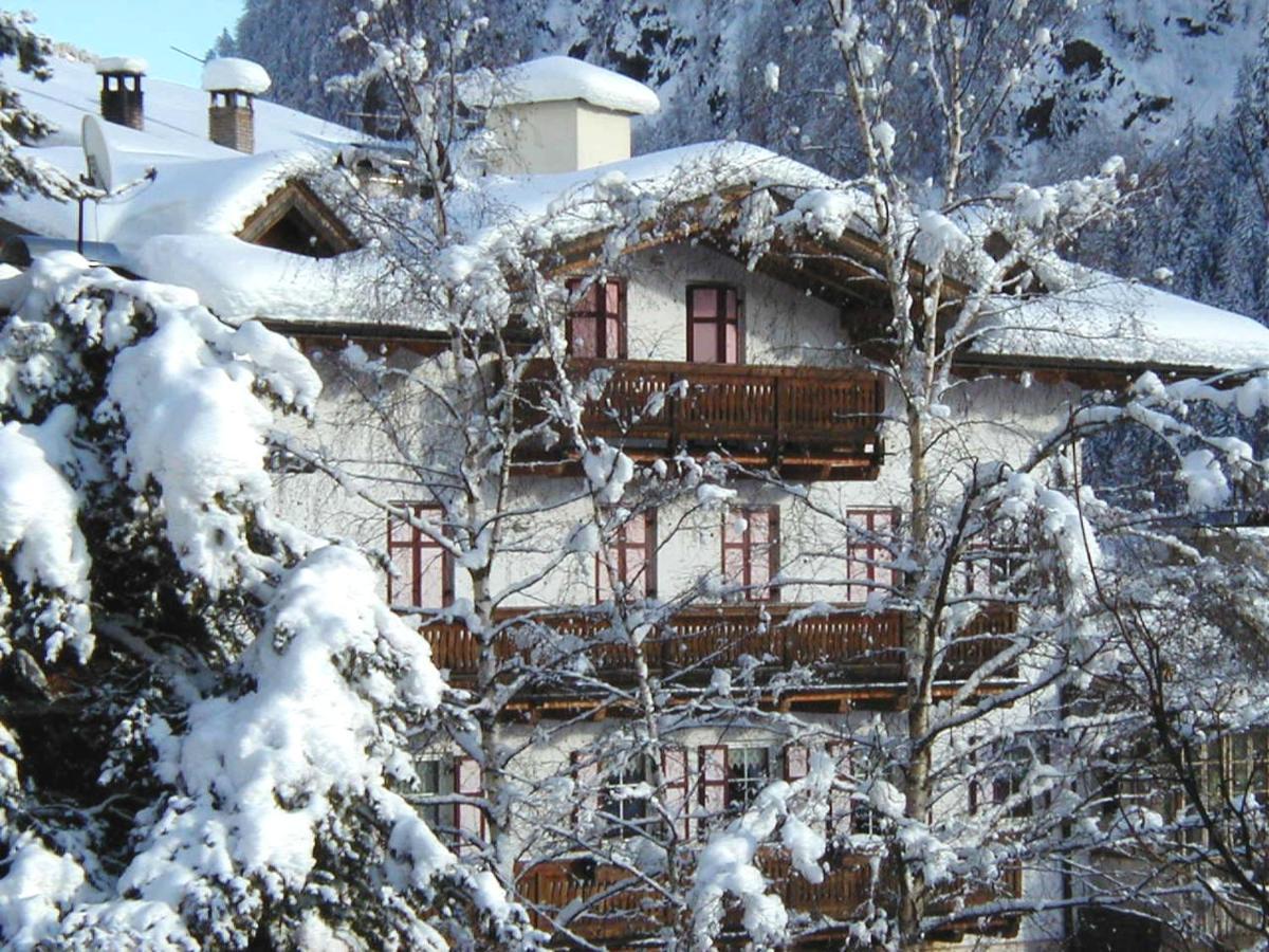 Ferienwohnung Casa Riz Campitello di Fassa Exterior foto